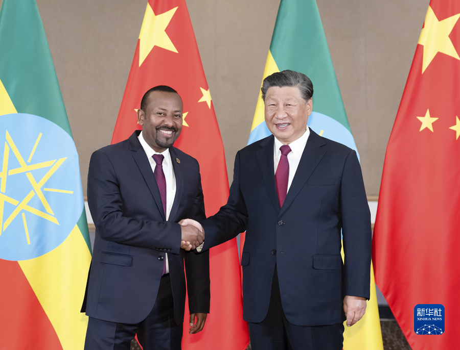 习近平会见埃塞俄比亚总理阿比